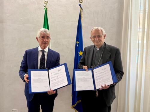 protocollo d'intesa _ Presidente CEI Zuppi.jpeg